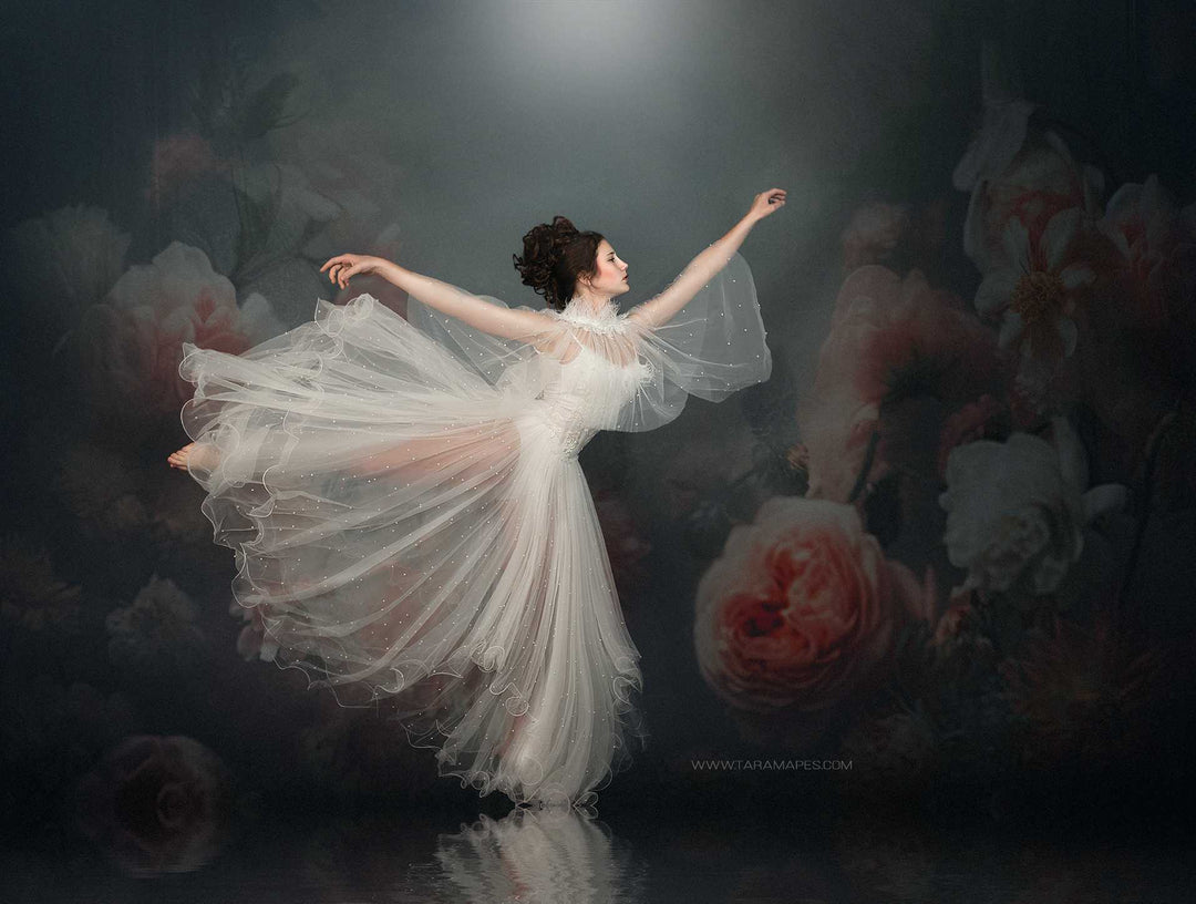 En Pointe Elegance Dress