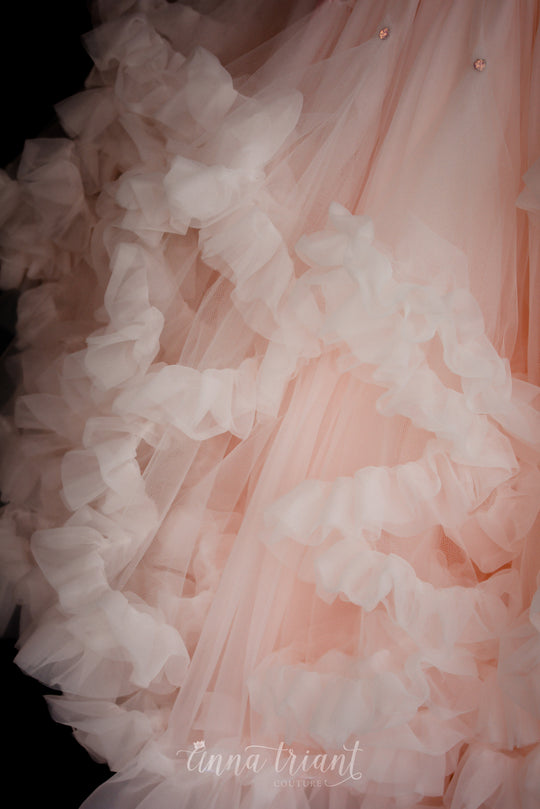 Distant Dreamer Short