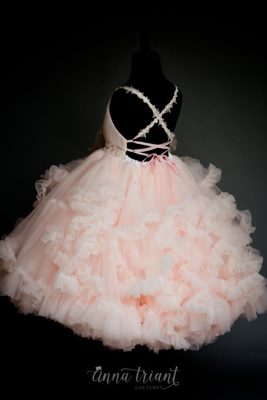 Distant Dreamer Short