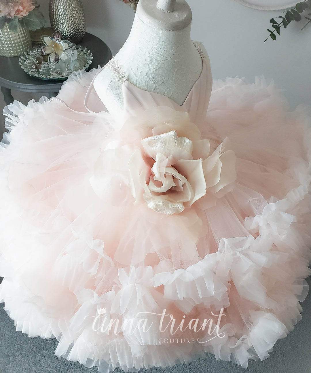 Distant Dreamer Short