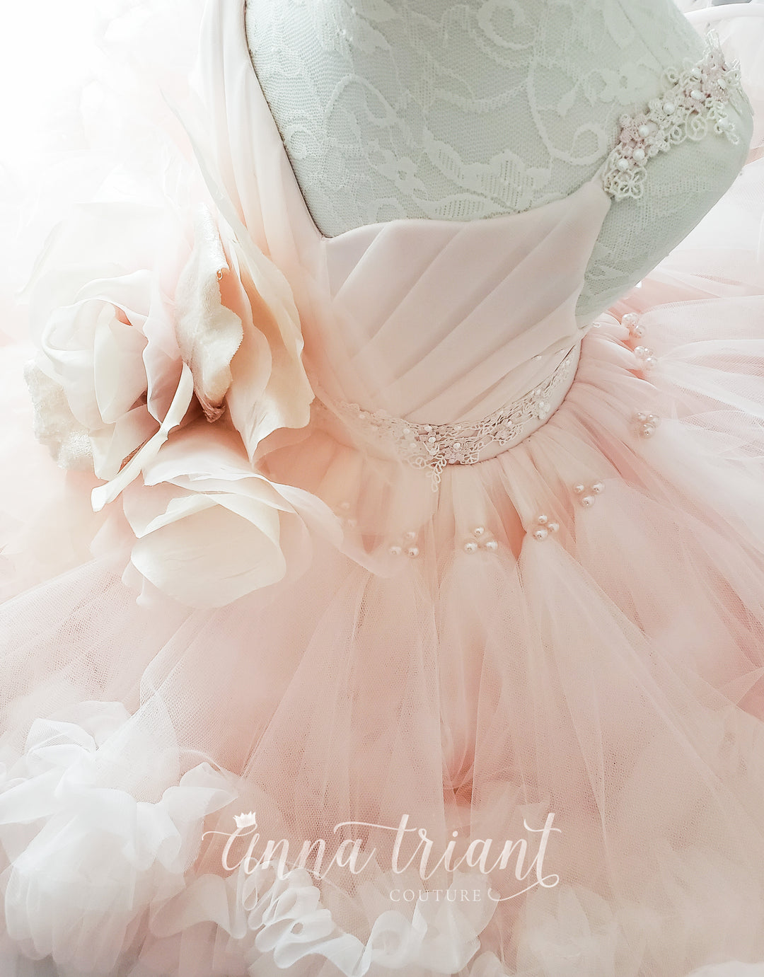 Distant Dreamer Short